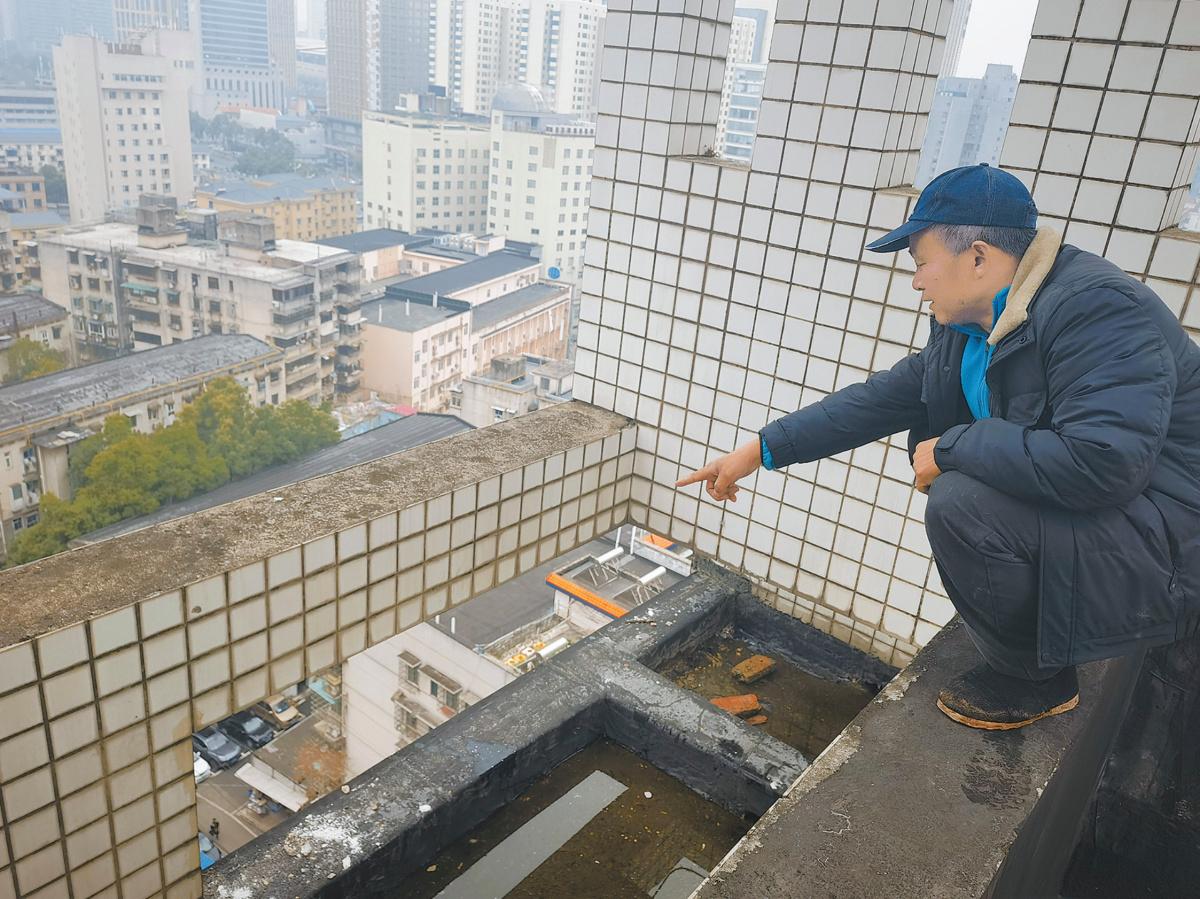 卫健部门回应湖南湘雅二院坠亡实习医生所涉举报材料：联合调查组调查中